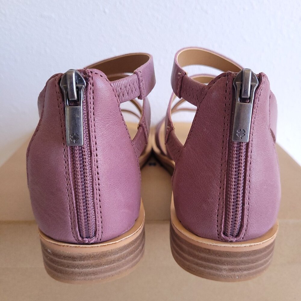 New Lucky Brand Women's "Helenka" leather sandal in amazing Mauve color - Picture 8 of 10
